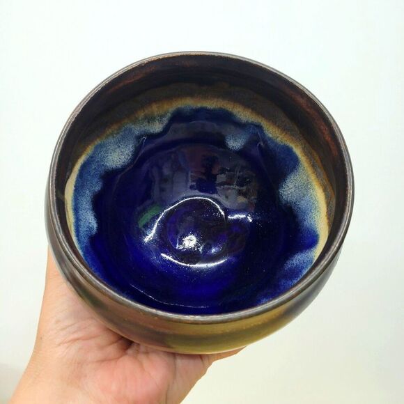 Signed Studio Pottery Bowl – Fan Mark – Drip Glaze in Indigo & Earth Tones – 6.5 - Picture 2 of 11